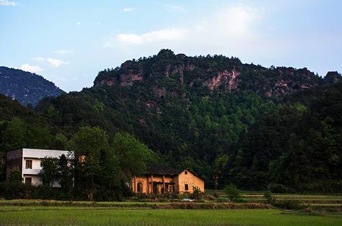 岳陽(yáng)平江石牛寨旅游拓展基地