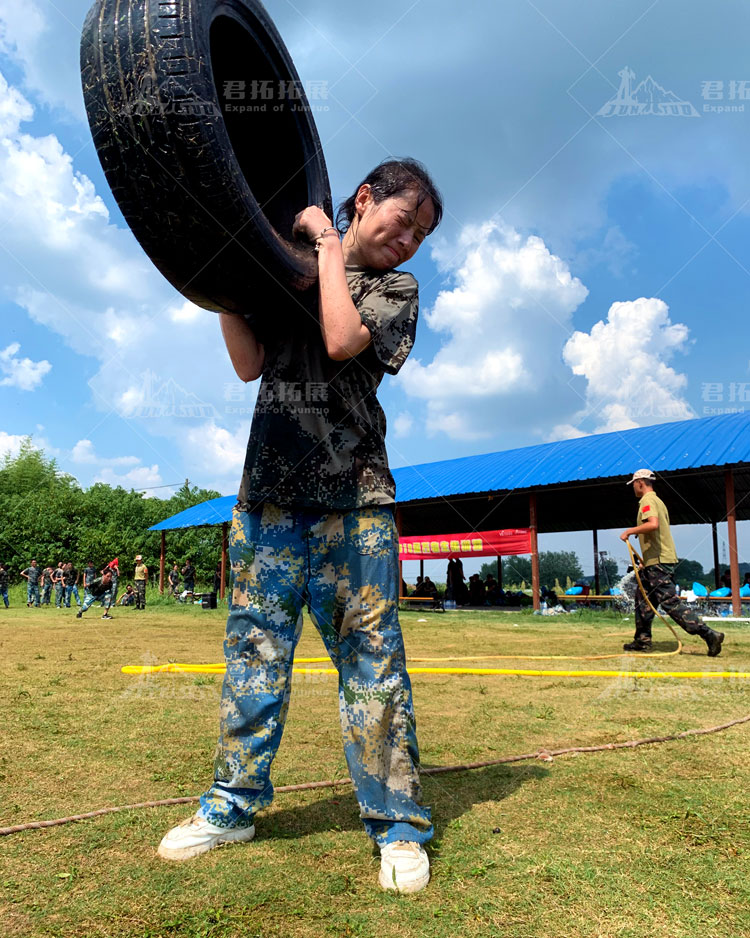 萬科物業(yè)2019年夏季魔訓(xùn)